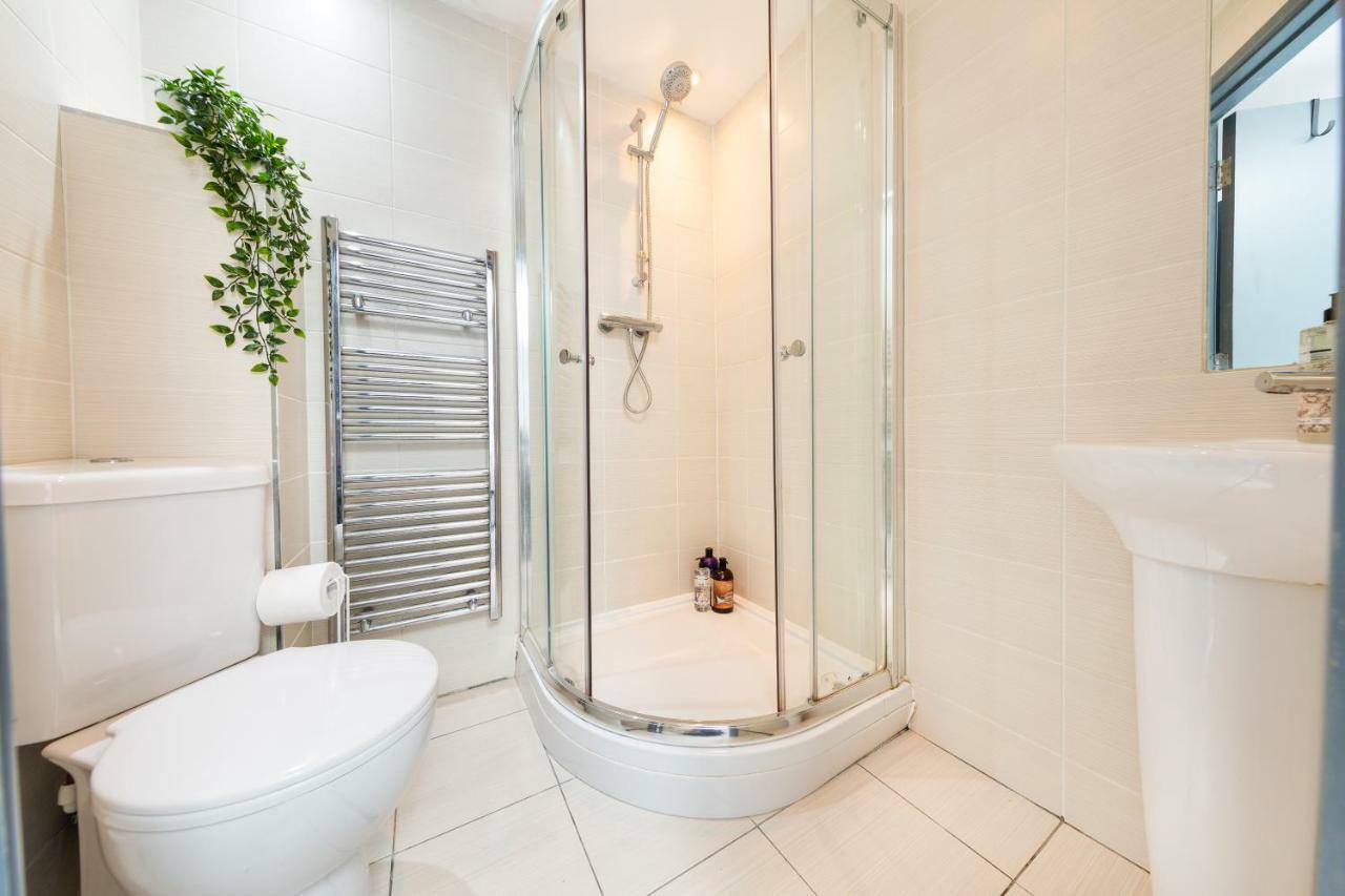 The Roof Apartment Бристоль Екстер'єр фото