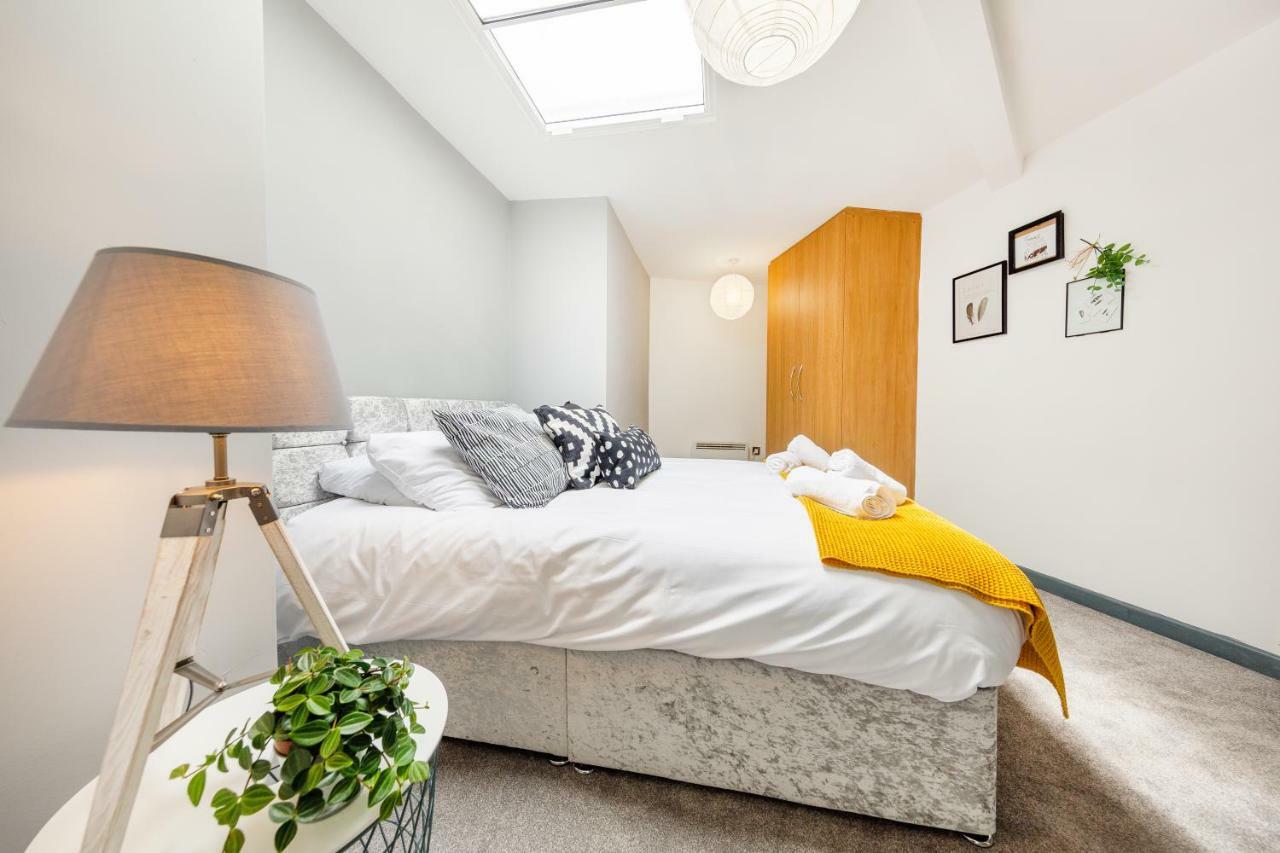 The Roof Apartment Бристоль Екстер'єр фото